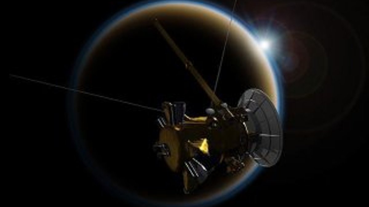 Cassini uydusundan Titan'a veda