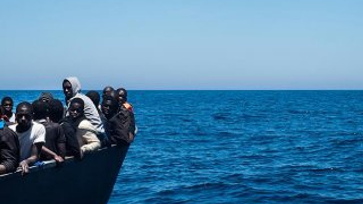 Libya sahillerinde 1047 göçmen kurtarıldı
