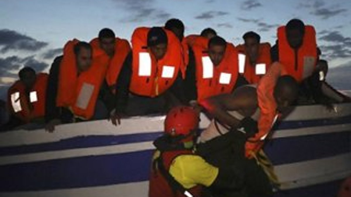 Akdeniz'de binlerce göçmen kurtarıldı