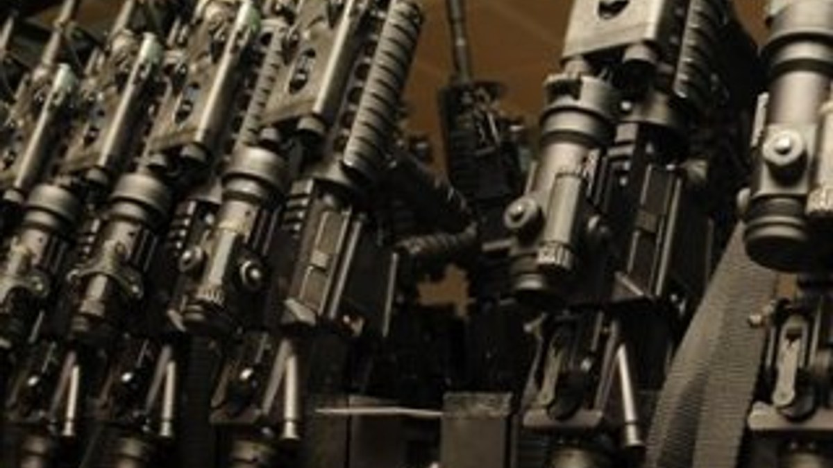 ABD Filipinler polisine silah satışını durdurdu