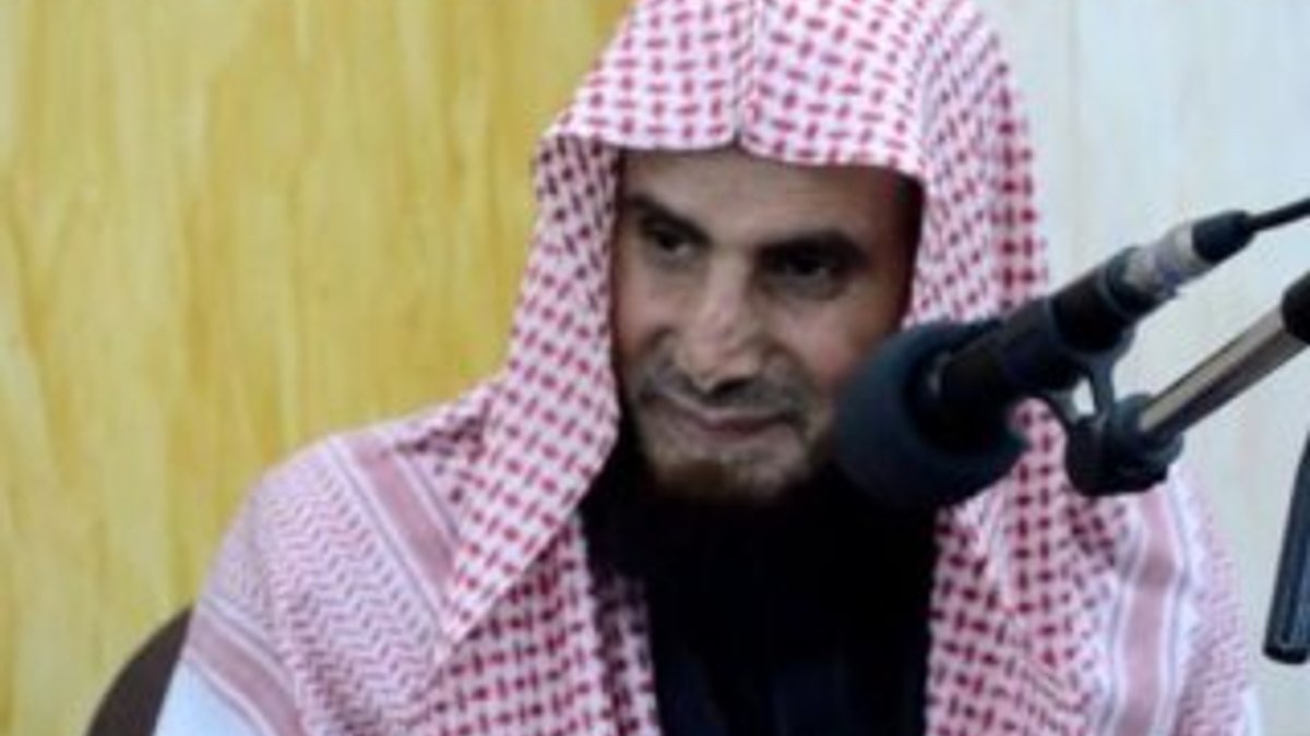 Kadınlara aptal diyen Suudi din adamına vaaz yasağı