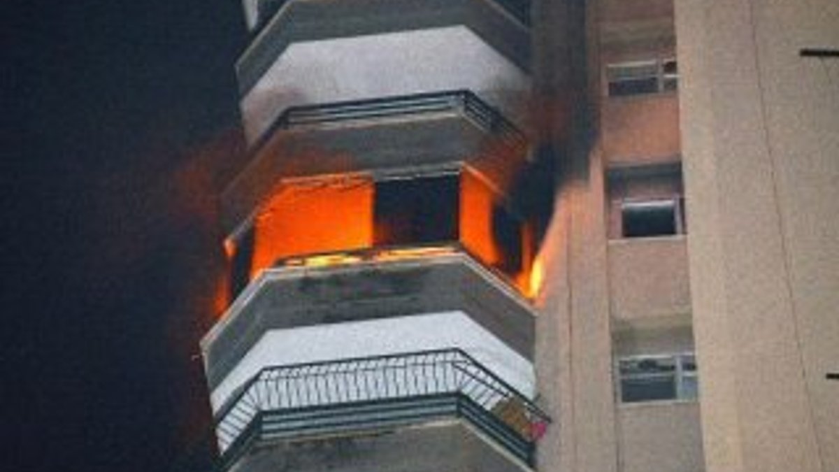14. katta mahsur kalan Zeytin'i itfaiye kurtardı