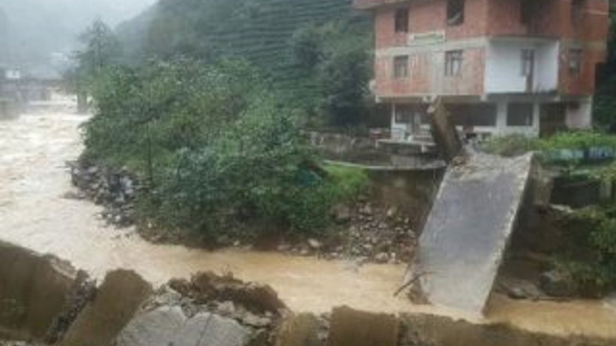 Rize'deki şiddetli yağışta 40 ev tahliye edildi