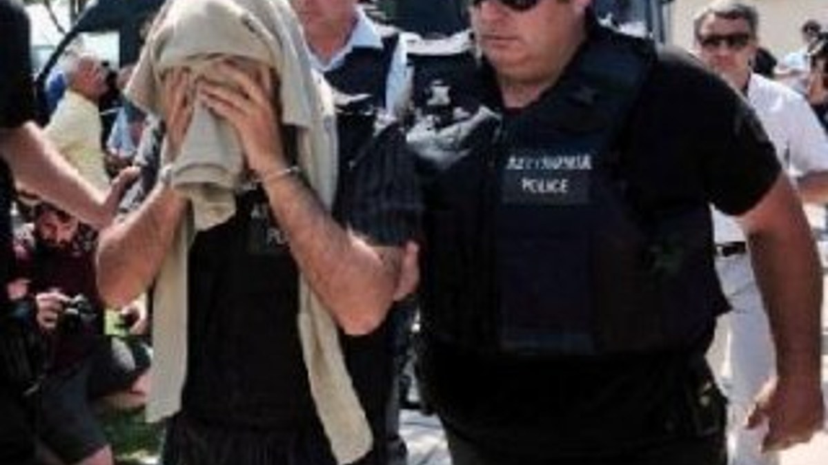 FETÖ'cü polis amiri Yunanistan'a sığındı