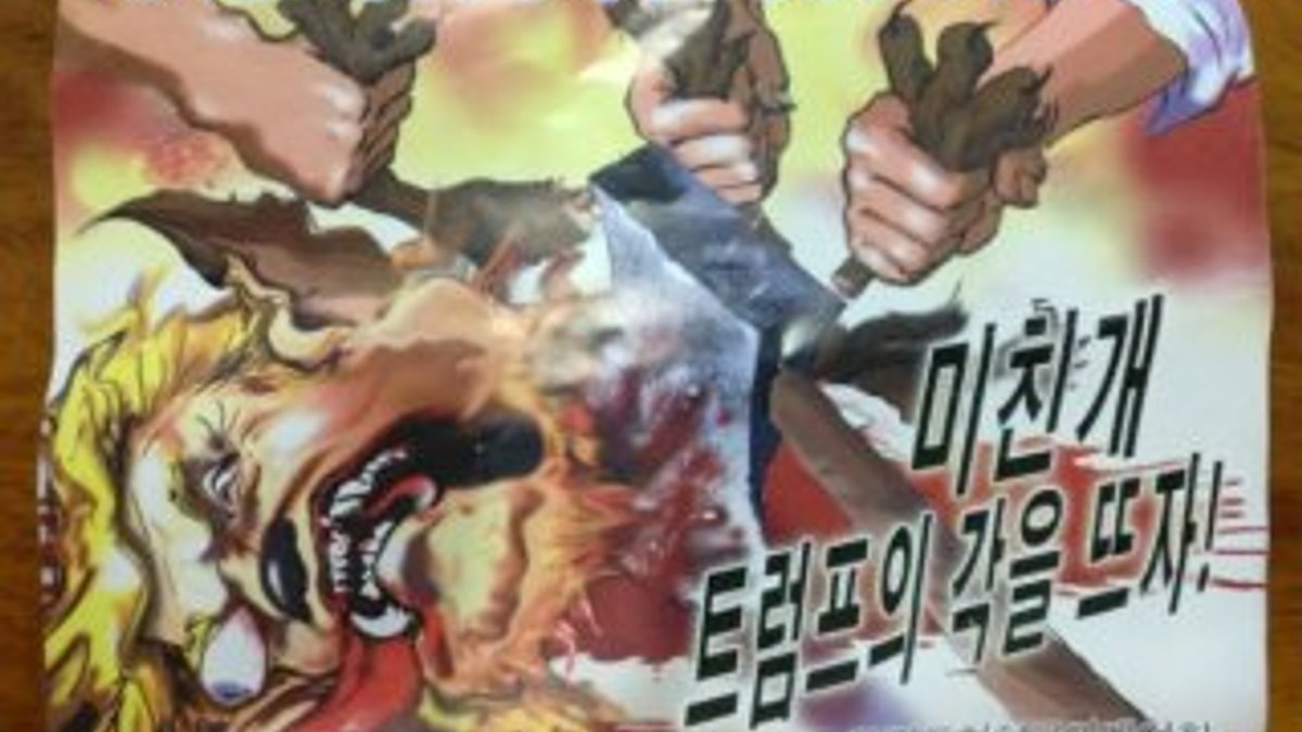 Kuzey Kore'de Trump karşıtı propaganda afişleri
