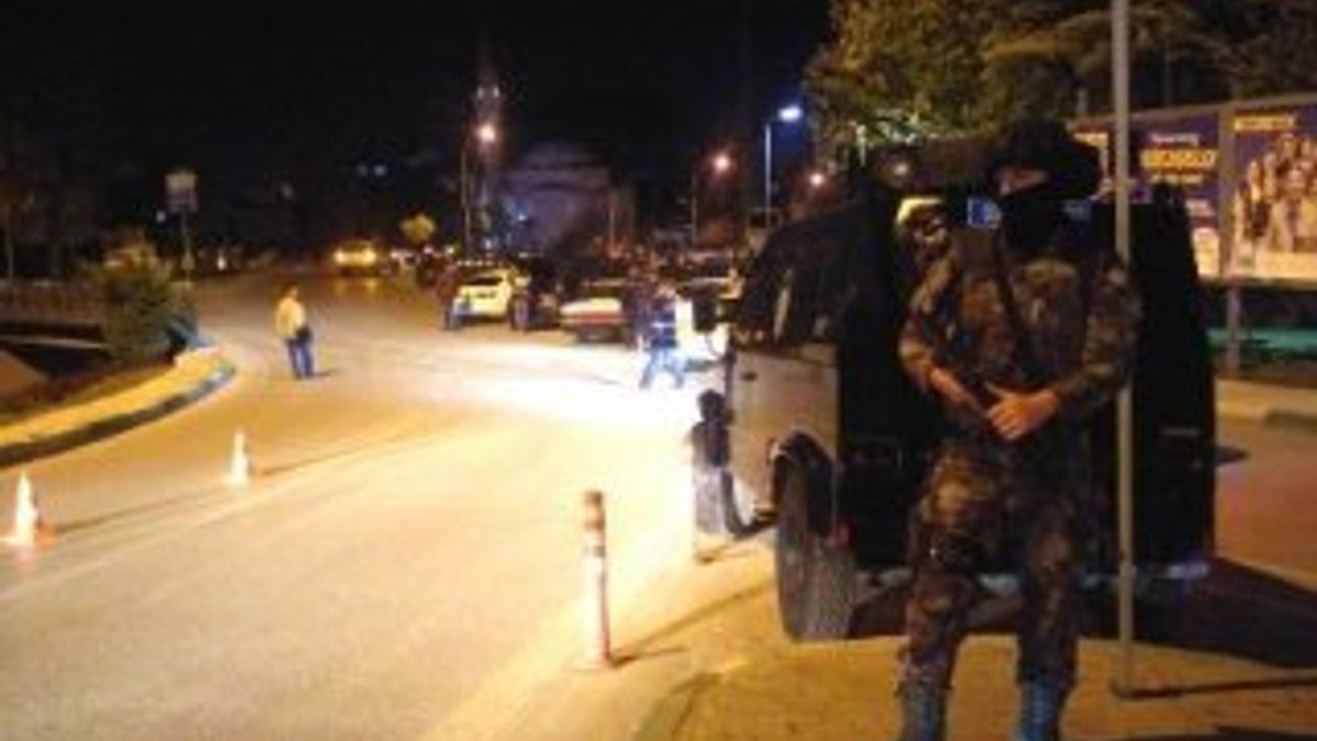 Bursa'da 2 kişiye gözaltı 5 araca trafikten men cezası