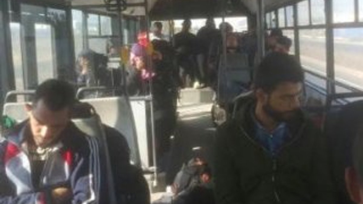 Aliağa'da Yunanistan'a kaçmak isteyen 36 göçmen yakalandı
