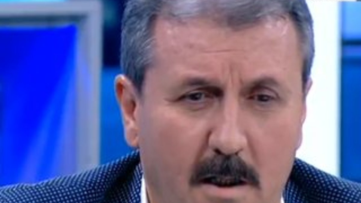 Mustafa Destici'den canlı yayında Kerkük türküsü