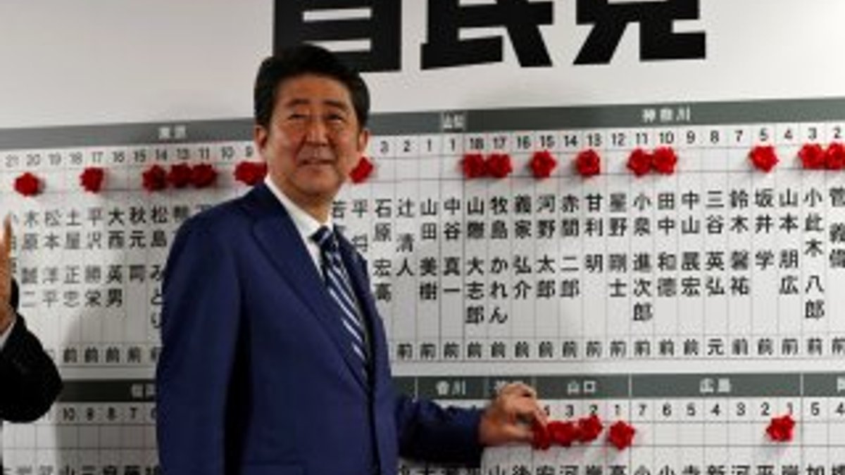 Japonya'da Abe yeniden Başbakan