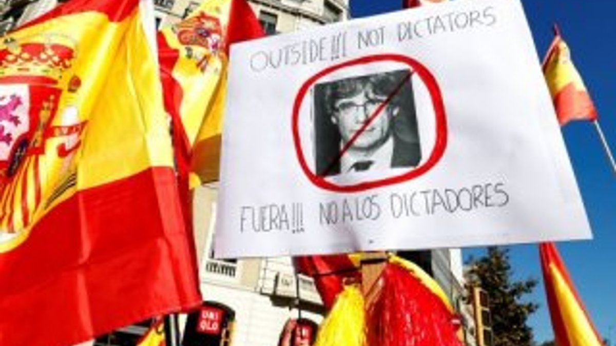 Barselona’da bağımsızlık karşıtı dev yürüyüş