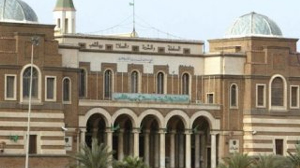Libya'da hükümetler arasında para anlaşmazlığı