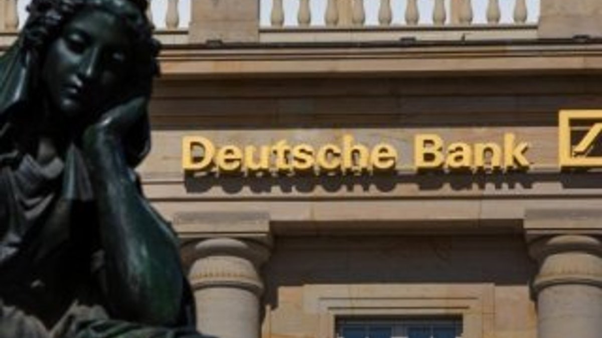 Almanya Bankası Deutsche Bank işçi çıkartacak