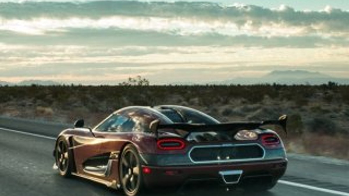 Bugatti Veyron'un hız rekoru kırıldı