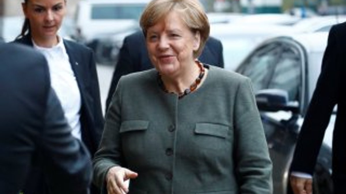 Alman hükümeti koalisyon için kararını perşembe verecek