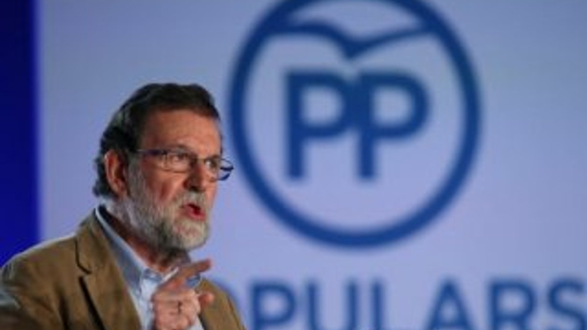 İspanya Başbakanı Katalan partinin seçim kongresinde