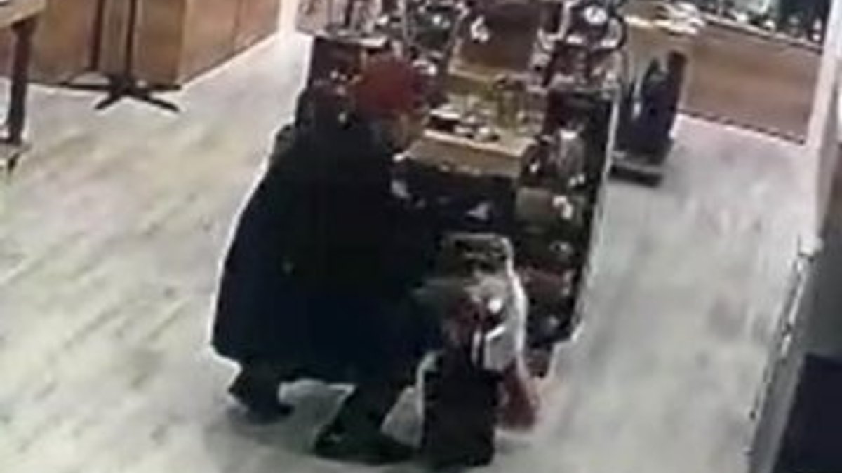 Kahramanmaraş'ta blender hırsızı, kameradan yakalandı