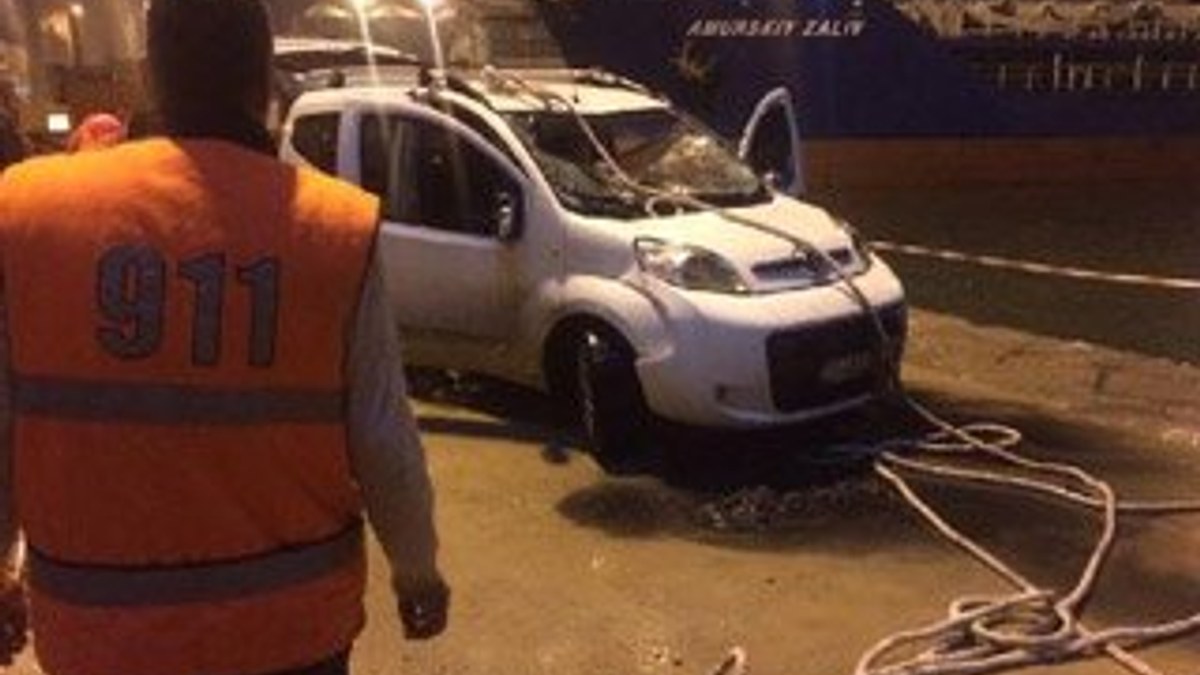 Balıkesir'de otomobil denize düştü: 1 ölü 3 yaralı
