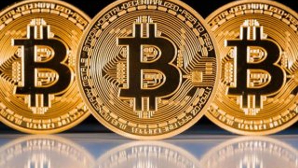Bitcoin ilk kez 8 bin doların üzerine çıktı