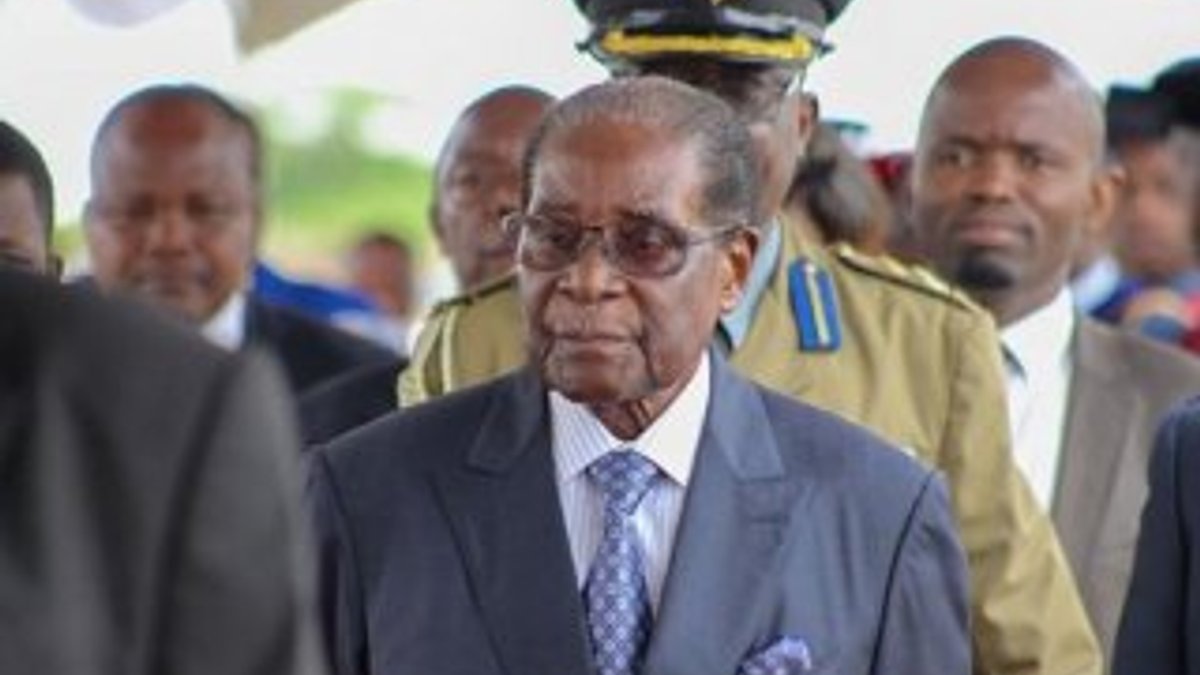 Zimbabve lideri Mugabe istifa etti