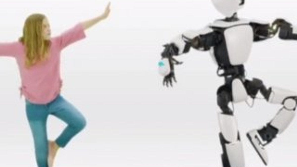 İnsan hareketlerini birebir taklit edebilen robotlar