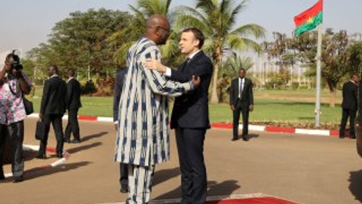 Fransa Cumhurbaşkanı Macron'dan Afrika açıklaması