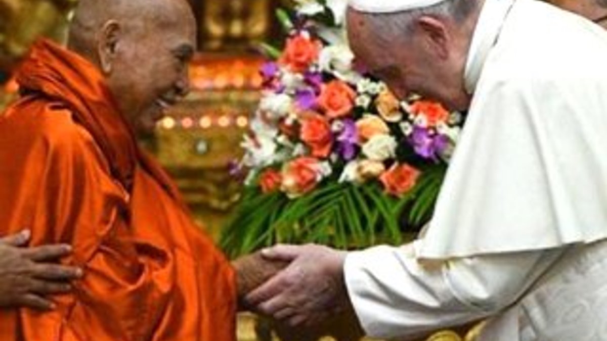 Papa Francesco'dan Buda güzellemesi