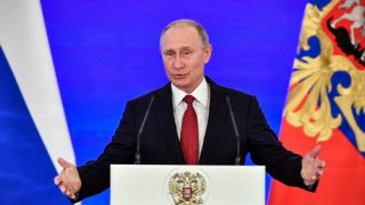 Putin, 2018'de de aday olacağını açıkladı