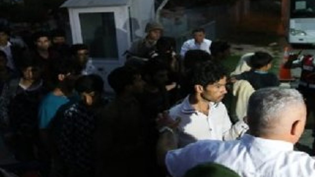 Kuşadası'nda 43 kaçak göçmen yakalandı