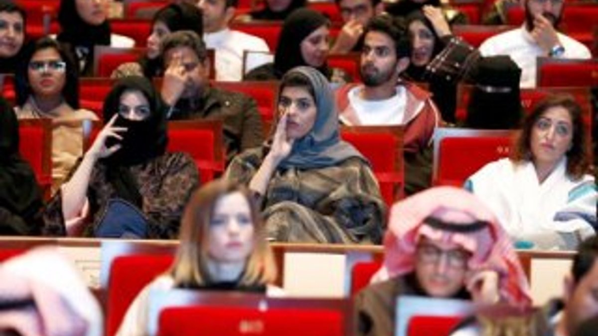 Suudi Arabistan'da sinema açılabilecek