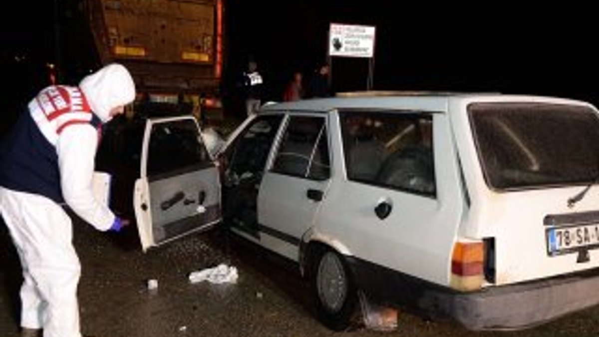 Alkollü sürücü TIR'a çarptı: 2 kişi öldü