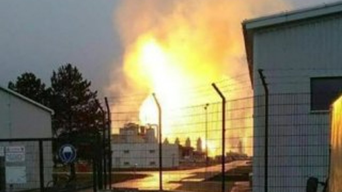 Avusturya'da gaz istasyonu patladı
