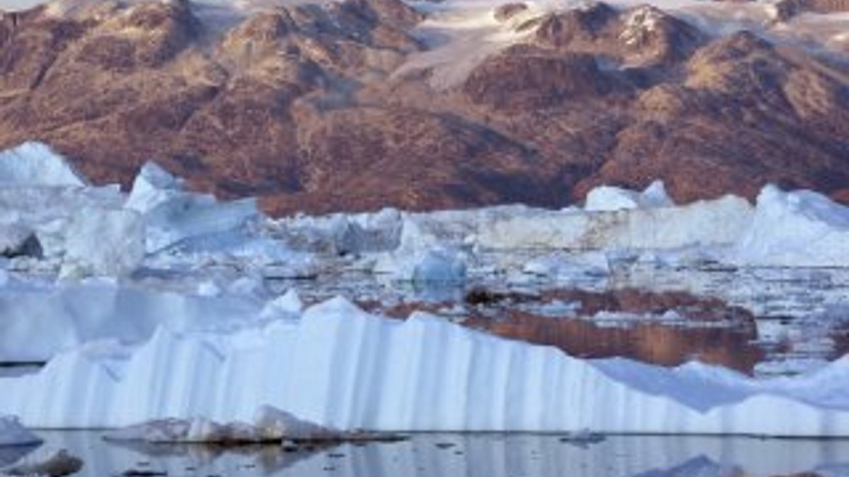 Kuzey Kutbu son bin 500 yıldır en hızlı erime içinde