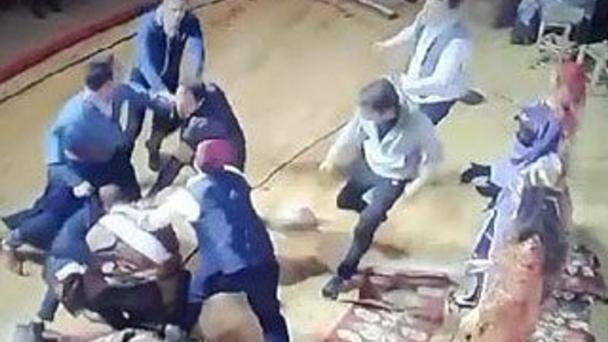 Tokat'ta tiyatro oyuncusuna sahnede saldırı