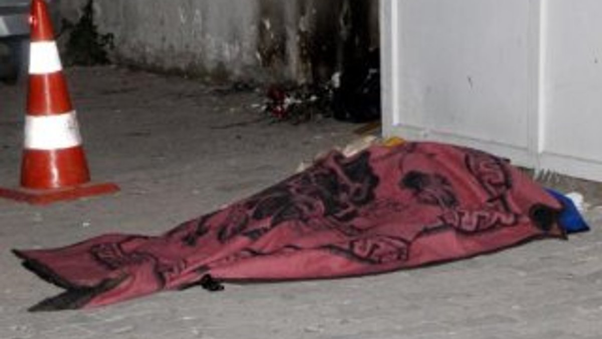 Sokak ortasında Suriyeli kadın cesedi bulundu