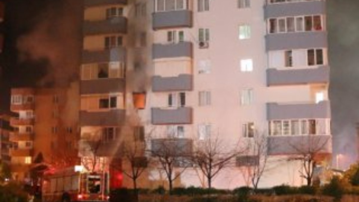 Patlayan bilgisayar yangın çıkarttı: 20 kişi etkilendi