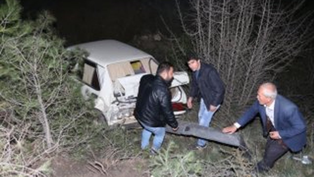 Muğla'da öğrenci servisi otomobille çarpıştı: 8 yaralı