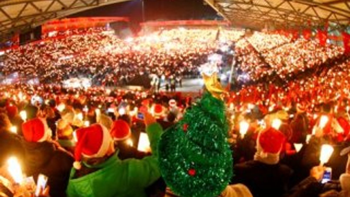Union Berlin taraftarlarından en kalabalık Noel şarkısı