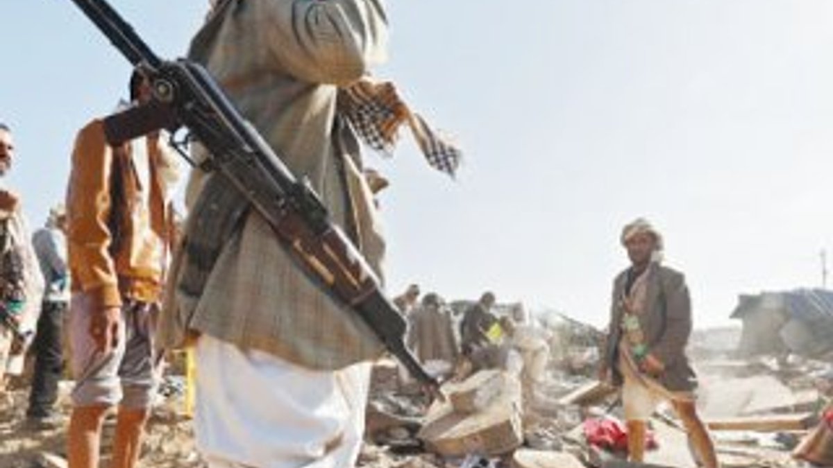 Yemen'de bombalı saldırı: 5 ölü, 7 yaralı