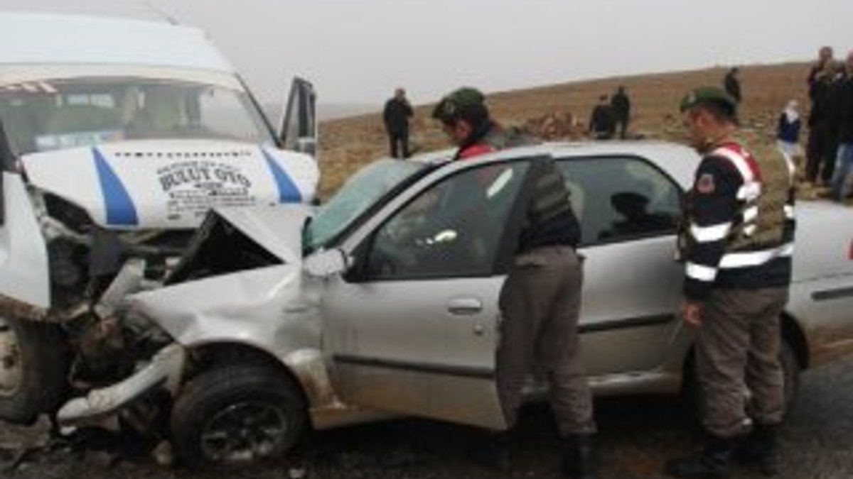 Diyarbakır'da kaza: 16 yaralı