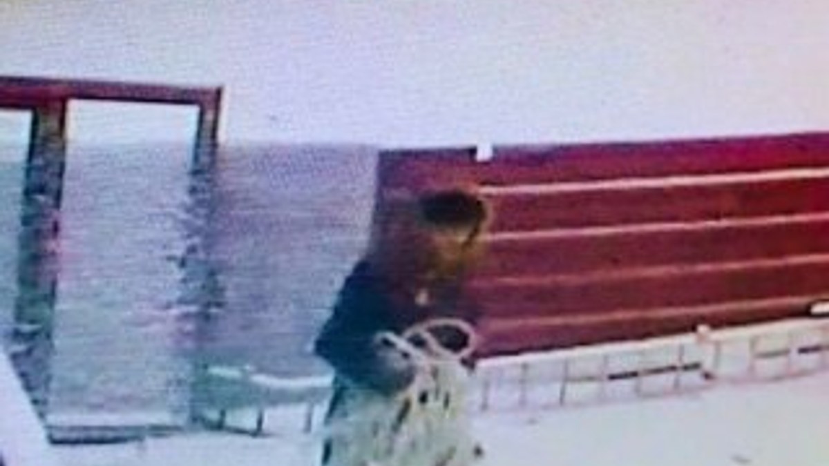 Erzurum’da hırsızı kameralar ele verdi