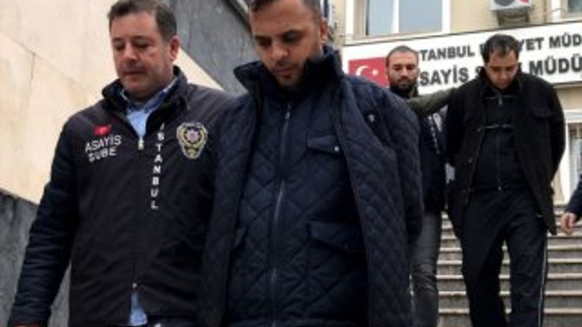 İstanbul'da turistleri dolandıran 2 kişi yakalandı