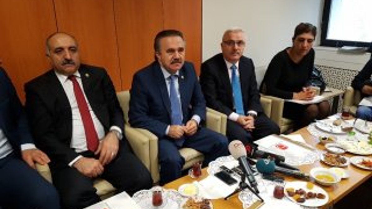 Türkiye en iyi başkanlarını oyluyor