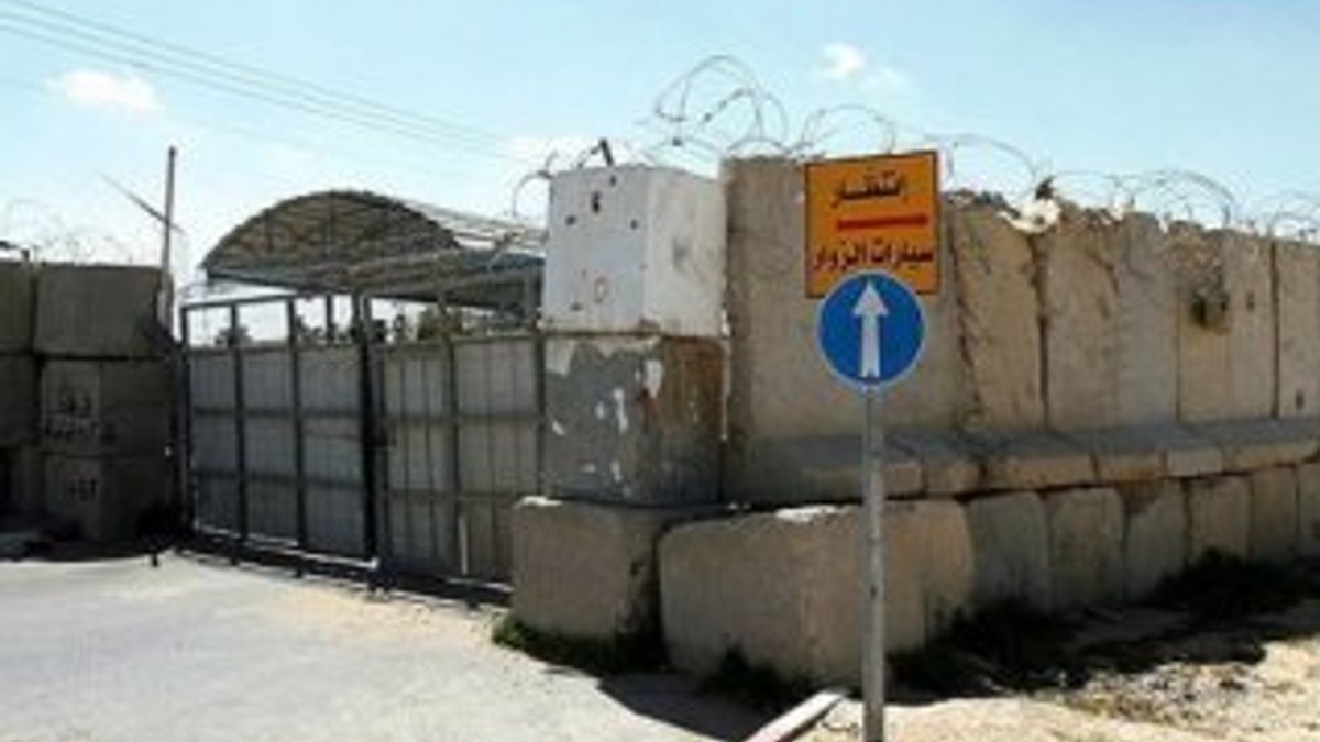 İsrail Gazze'nin tek ticari sınır kapısını kapatıyor