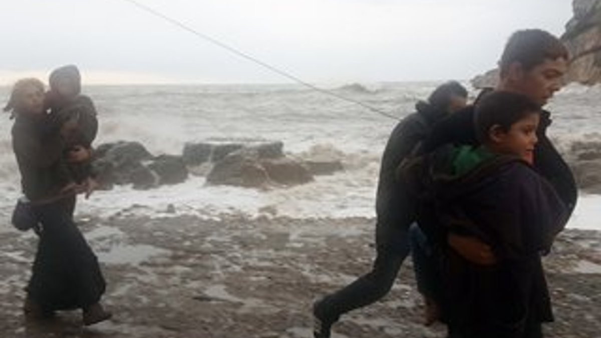 Bartın'da fırtına nedeniyle mahsur kalan aile kurtarıldı