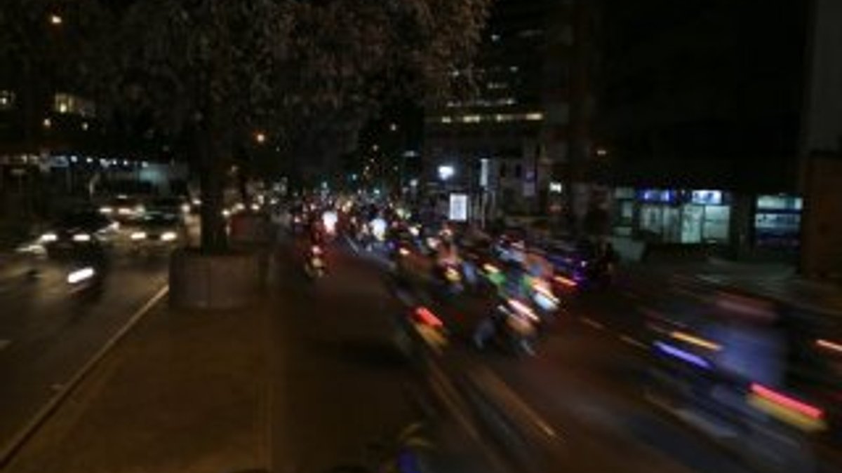 Kolombiya'da motosikletçiler protestoda trafiği kapattı
