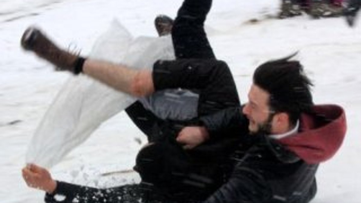 Kardan Adam Şenliği kazalarla başladı: 13 yaralı