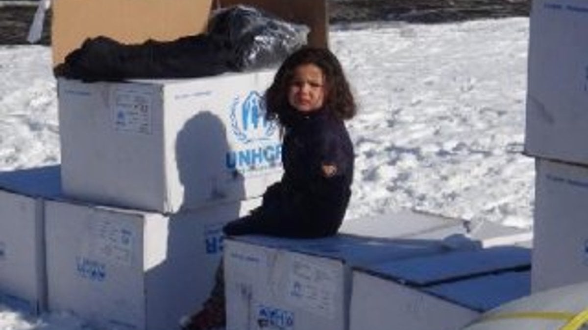 BM'den Kars'taki göçmenlere kışlık yardım
