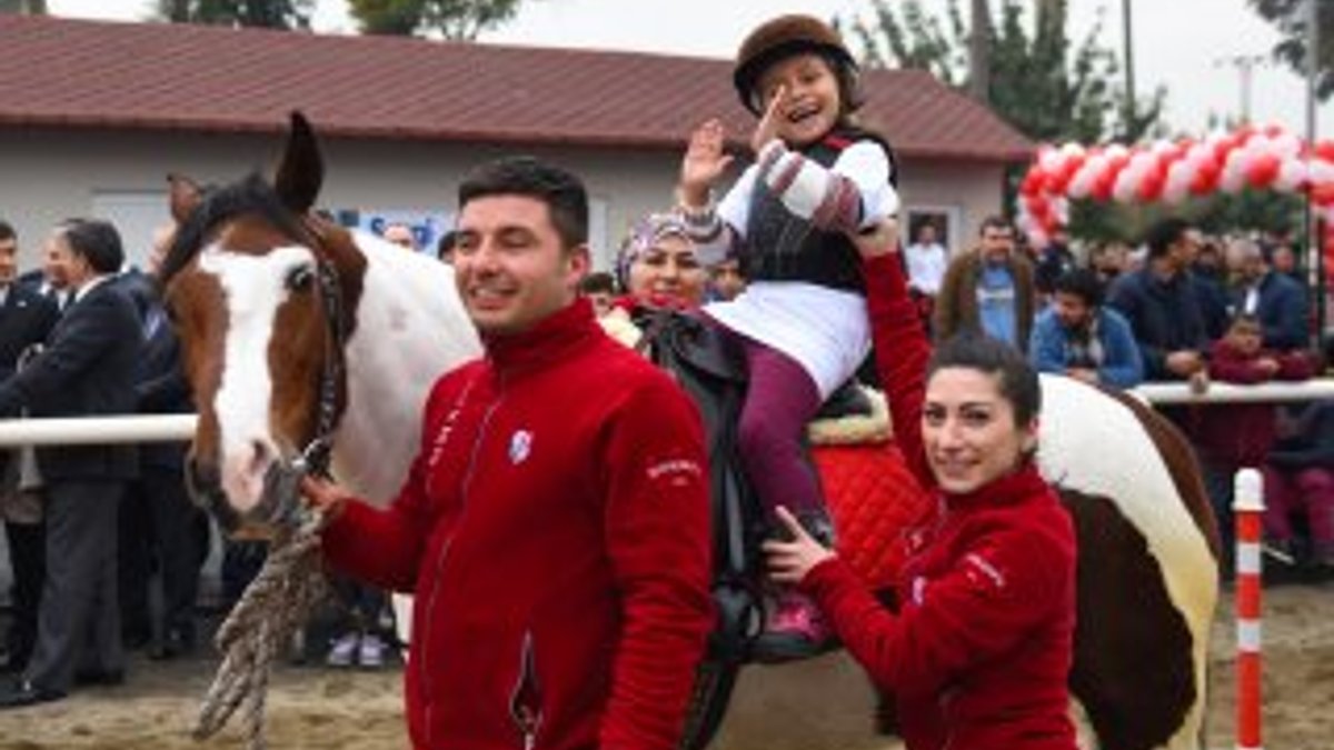 Türkiye Jokey Kulübü, 6. At'la Terapi merkezini açtı