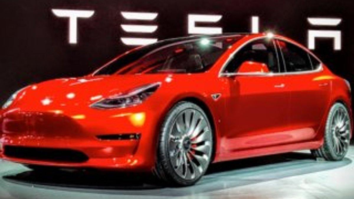 Tesla'dan 675 milyon dolarlık zarar