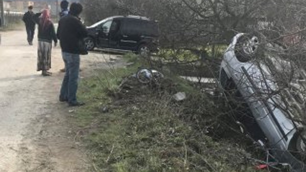 17 yaşındaki sürücü yayalara çarptı: 1 ölü